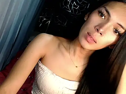 Snapshot of ladyhotcuming chatting on 09-15-25, 02:12 ladyhotcuming online show from 09-15-25, 02:12