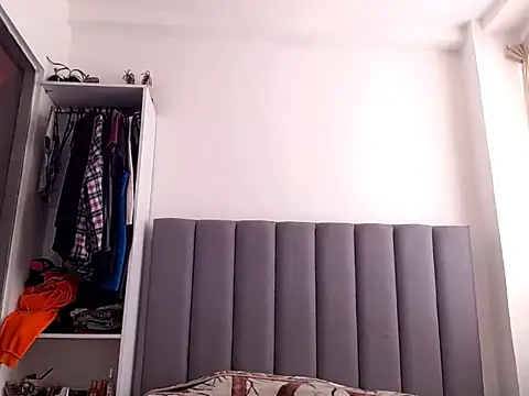 saara johnson496 online show from 05-19-26, 01:51