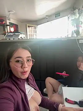 Michelle Zoe online show from 11-08-25, 11:58