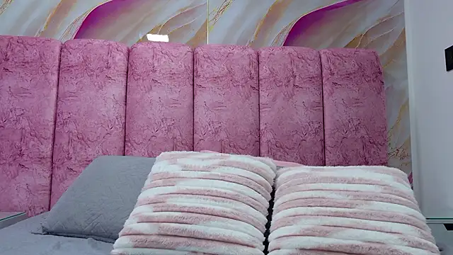 emmacurvy online show from 03-19-26, 03:06