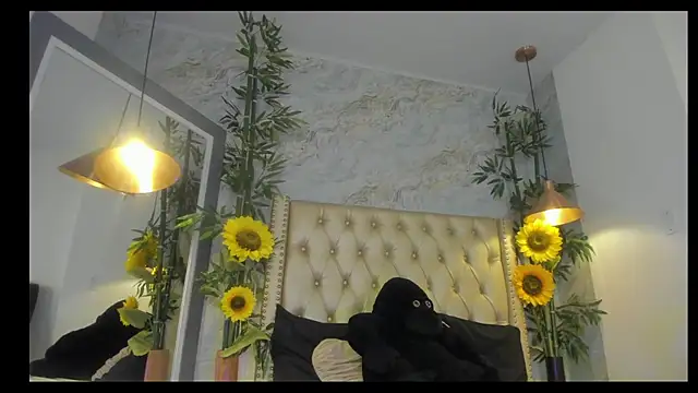 LittleeJaz online show from 11-21-25, 03:38