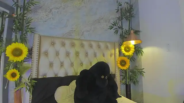 LittleeJaz online show from 11-10-25, 04:06