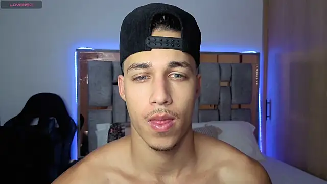 Snapshot of orionblaze69_ chatting on 10-25-25, 04:00 orionblaze69 online show from 10-25-25, 04:00