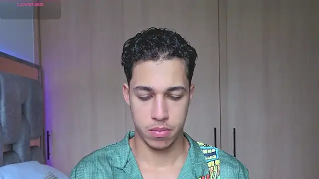 Snapshot of orionblaze69_ chatting on 11-19-25, 08:42 orionblaze69 online show from 11-19-25, 08:42