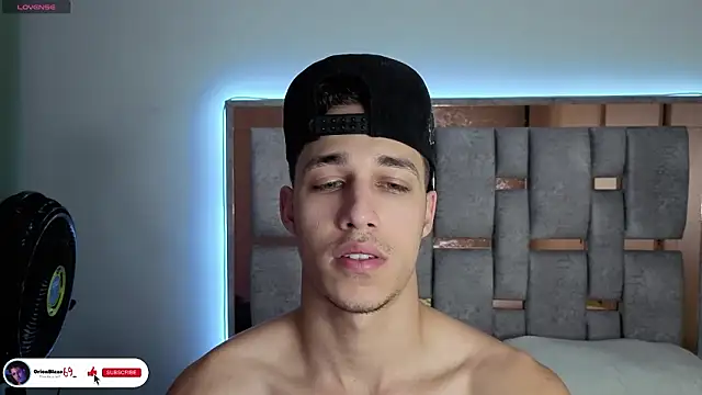 orionblaze69  online show from 03-25-26, 02:01