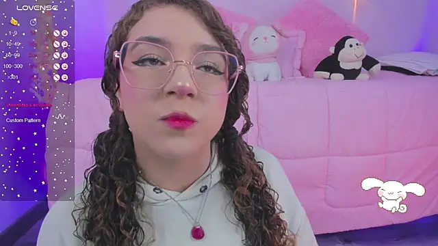 Snapshot of hannacutegod chatting on 09-14-25, 05:19 hannacutegod online show from 09-14-25, 05:19