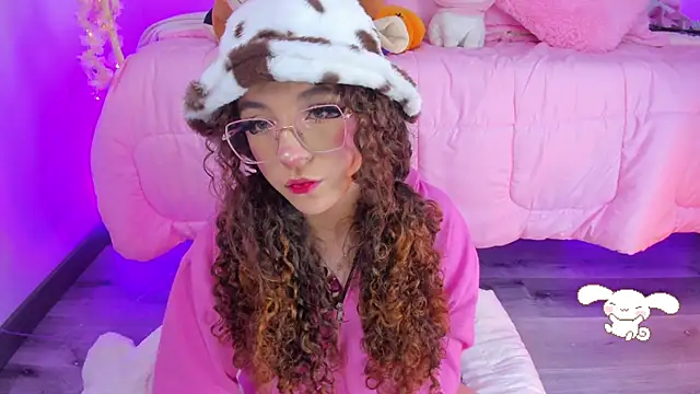 hannacutegod online show from 11-25-25, 04:57