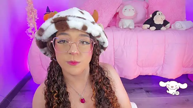 hannacutegod online show from 10-29-25, 06:23