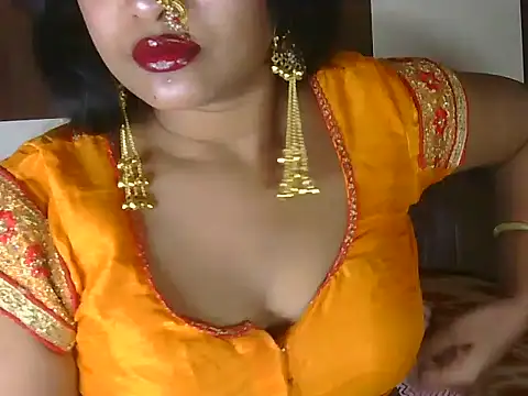 Snapshot of hotee_bhabi chatting on 05-14-26, 04:42 hotee bhabi online show from 05-14-26, 04:42