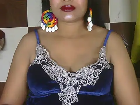 Snapshot of hotee_bhabi chatting on 07-10-26, 03:17 hotee bhabi online show from 07-10-26, 03:17