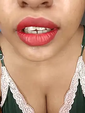 sex-withcouple online show from 03-25-26, 02:55