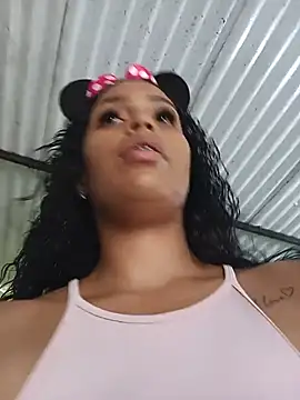 Fernanda30 online show from 05-06-26, 02:32