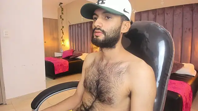 Ryan Jackson  online show from 11-04-25, 04:16