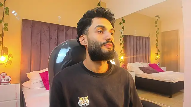 Ryan Jackson  online show from 11-27-25, 04:46