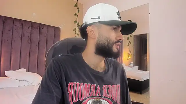 Ryan Jackson  online show from 11-21-25, 04:44