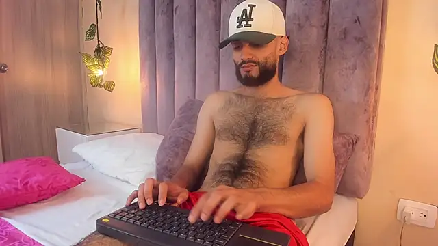 Ryan Jackson  online show from 11-20-25, 04:46