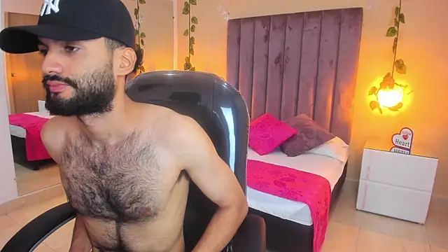 Ryan Jackson  online show from 10-31-25, 03:58