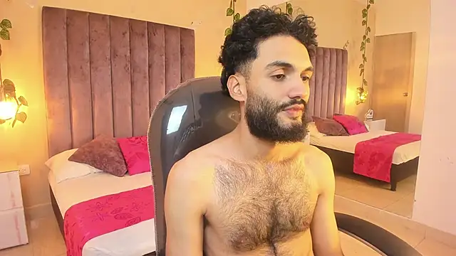 Ryan Jackson  online show from 11-25-25, 04:24