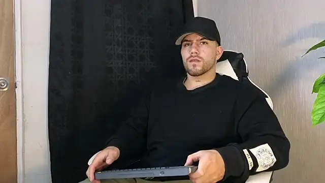 Ades Lowe online show from 10-07-25, 11:55