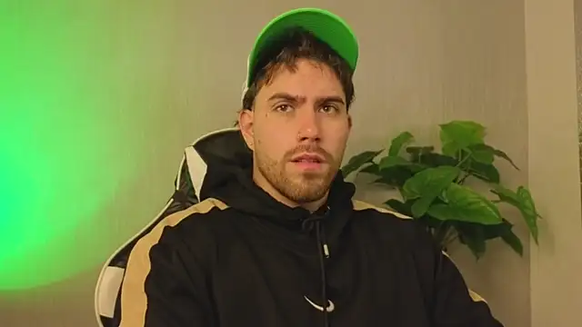 Ades Lowe online show from 12-18-25, 11:14