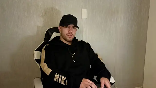 Ades Lowe online show from 10-10-25, 11:44