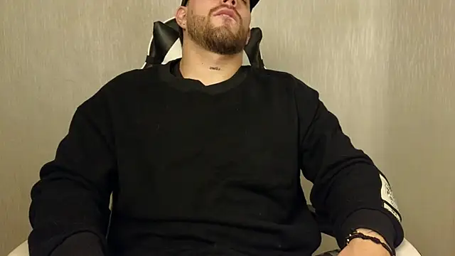 Ades Lowe online show from 10-19-25, 11:24