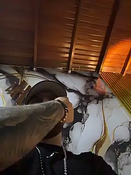 Ades Lowe online show from 11-02-25, 07:13