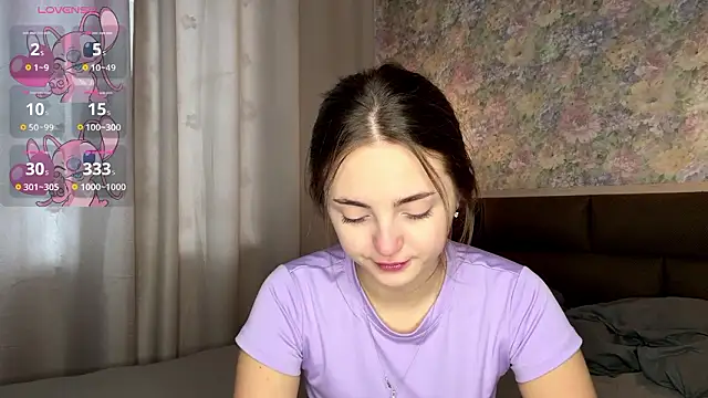 LoraDavi online show from 03-01-26, 07:41