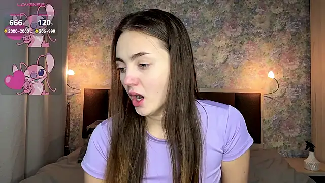 LoraDavi online show from 03-14-26, 05:24