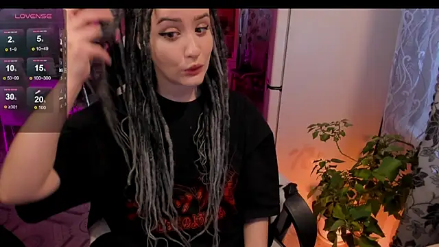Sserendipityy online show from 05-26-26, 05:22
