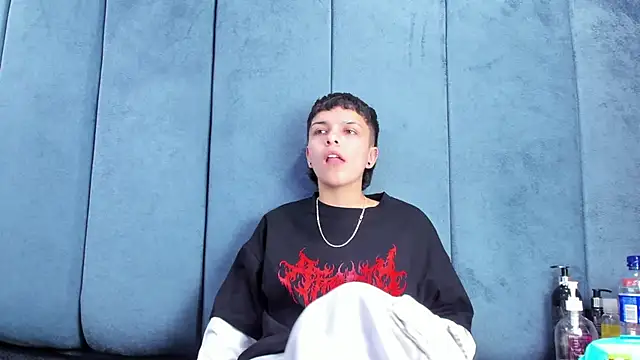 Snapshot of Megan_Thompson_ chatting on 03-01-26, 02:22 Megan Thompson online show from 03-01-26, 02:22