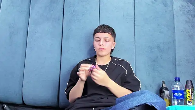 Snapshot of Megan_Thompson_ chatting on 03-04-26, 02:19 Megan Thompson online show from 03-04-26, 02:19