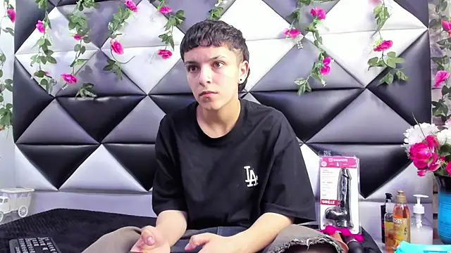 Megan Thompson  online show from 09-25-25, 02:28