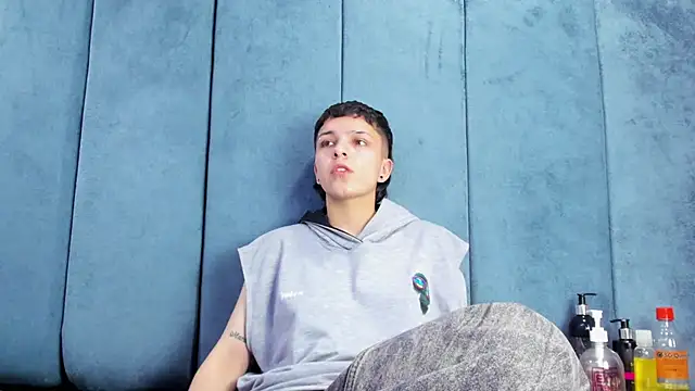 Snapshot of Megan_Thompson_ chatting on 02-27-26, 02:23 Megan Thompson online show from 02-27-26, 02:23