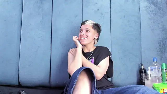 Megan Thompson  online show from 04-15-26, 02:17