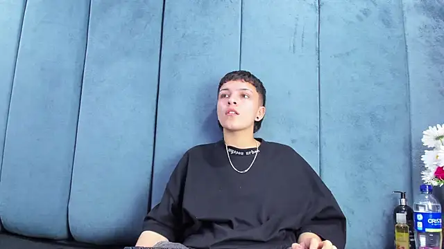 Snapshot of Megan_Thompson_ chatting on 02-21-26, 02:13 Megan Thompson online show from 02-21-26, 02:13