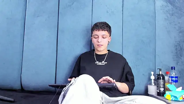 Megan Thompson  online show from 03-27-26, 08:37