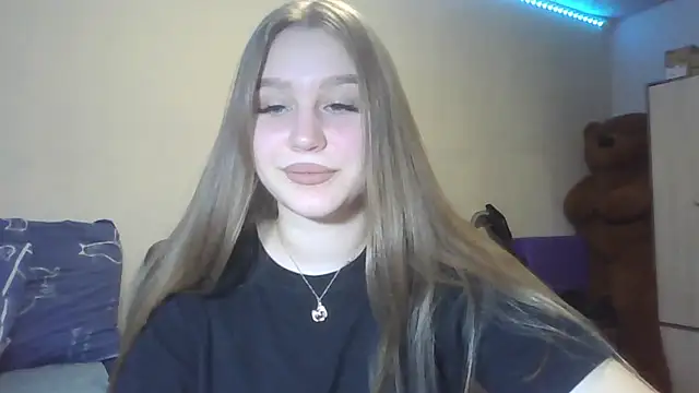 yourhoney Lola  online show from 10-18-25, 03:36