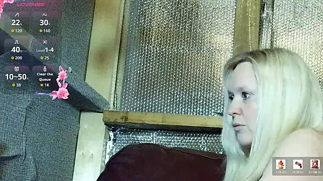 Bouncy-Bella28X online show from 04-03-26, 10:27