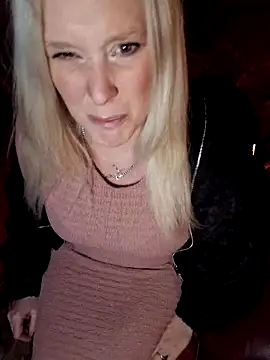 Bouncy-Bella28X online show from 02-02-26, 10:58