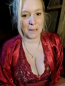 Bouncy-Bella28X online show from 10-05-25, 08:27