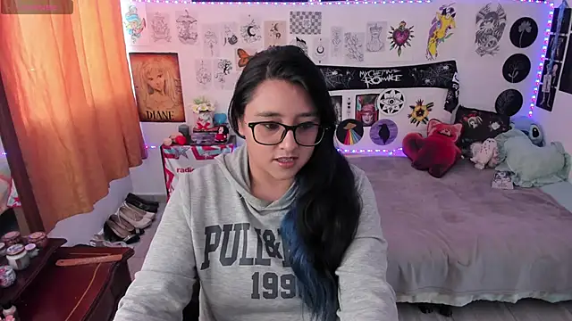 Cherry blush  online show from 04-03-26, 09:10