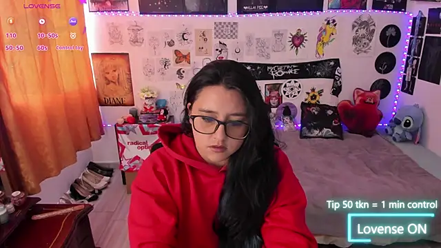 Snapshot of Cherry_blush_ chatting on 05-01-26, 09:20 Cherry blush online show from 05-01-26, 09:20