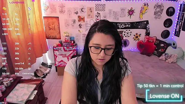Snapshot of Cherry_blush_ chatting on 04-21-26, 06:58 Cherry blush online show from 04-21-26, 06:58