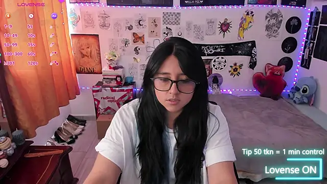 Snapshot of Cherry_blush_ chatting on 05-06-26, 08:57 Cherry blush online show from 05-06-26, 08:57