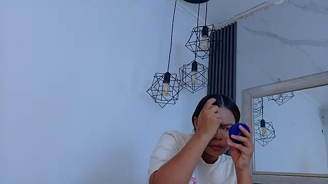 keyla mejia online show from 06-14-26, 12:06