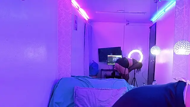 scarlett widow  online show from 01-16-26, 02:37