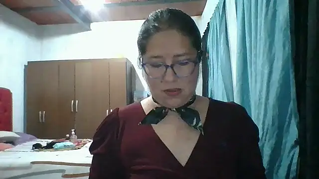 scarlett widow  online show from 10-03-25, 03:20
