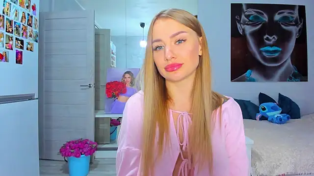 Snapshot of MashaFromRussia__ chatting on 11-29-25, 08:03 MashaFromRussia online show from 11-29-25, 08:03