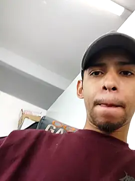 Oqui online show from 02-23-26, 01:23